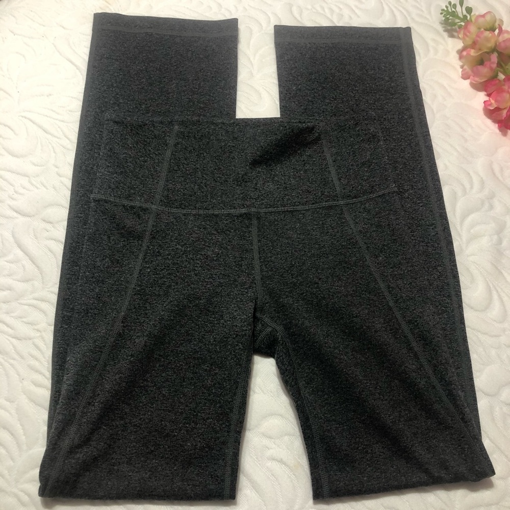 Women’s Athleta Petite Strech Gray Pull on Pants S